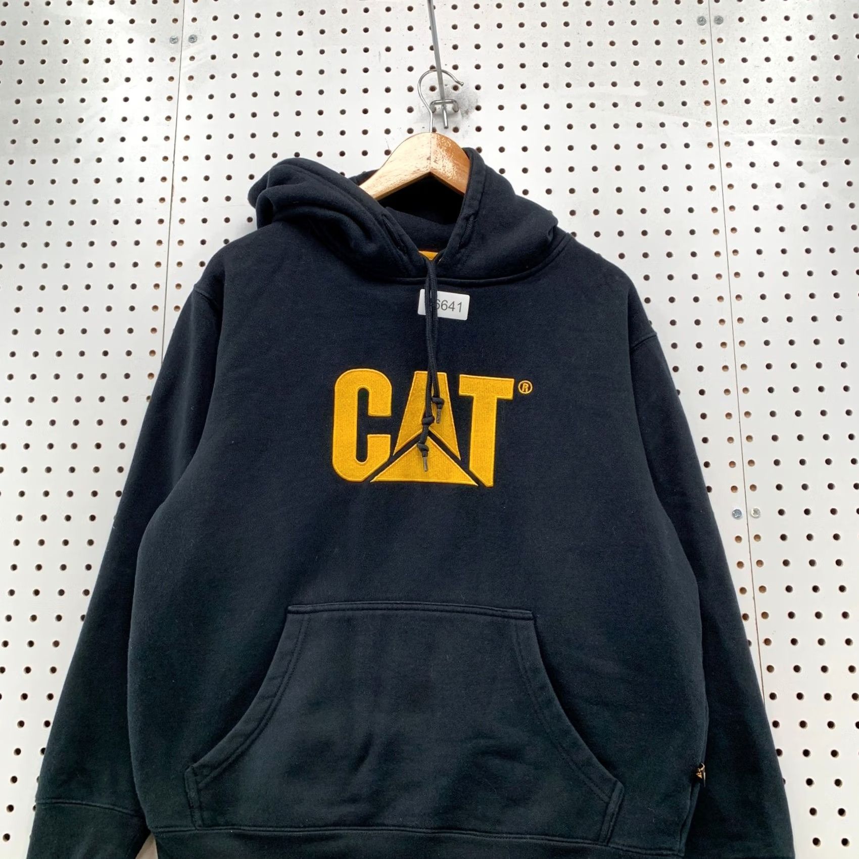 Vintage CAT Caterperpilla Hoodie Sweatshirt Mens Medium Black Yellow Embroidered Size US L / EU 52-54 / 3 - 4 Thumbnail
