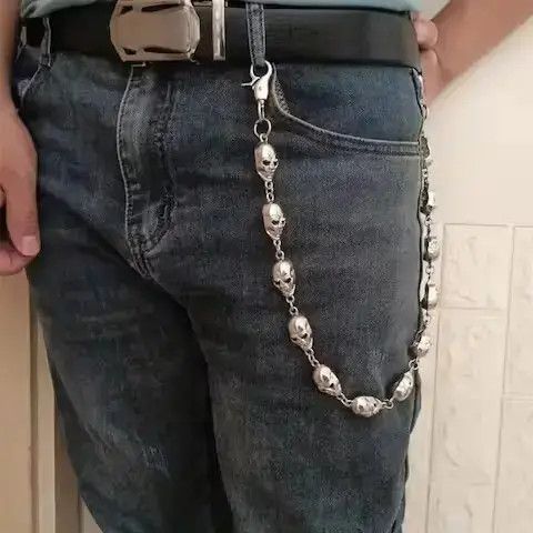 Jewelry Men's Waist Key Chain Skull Head Metal Vintage in Silver