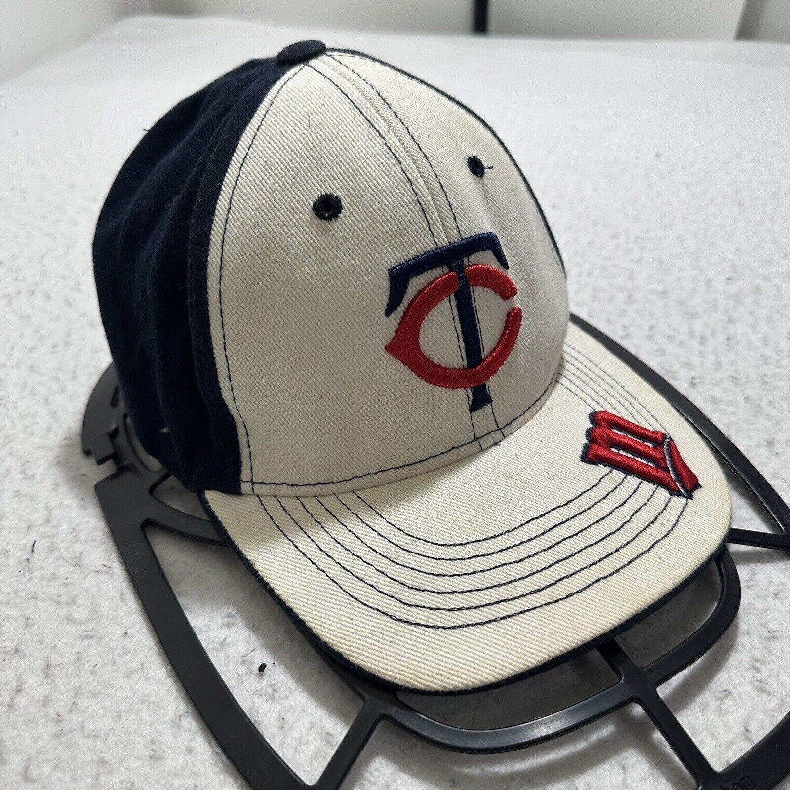 MLB MLB Minnesota Twins Baseball Cap Embroidered Hat Size ONE SIZE - 1 Thumbnail