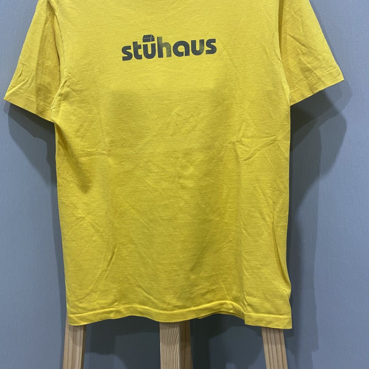 Stussy Vintage 90s Stüssy Stühaus Logo T-Shirt Yellow Size US S / EU 44-46 / 1 - 4 Thumbnail