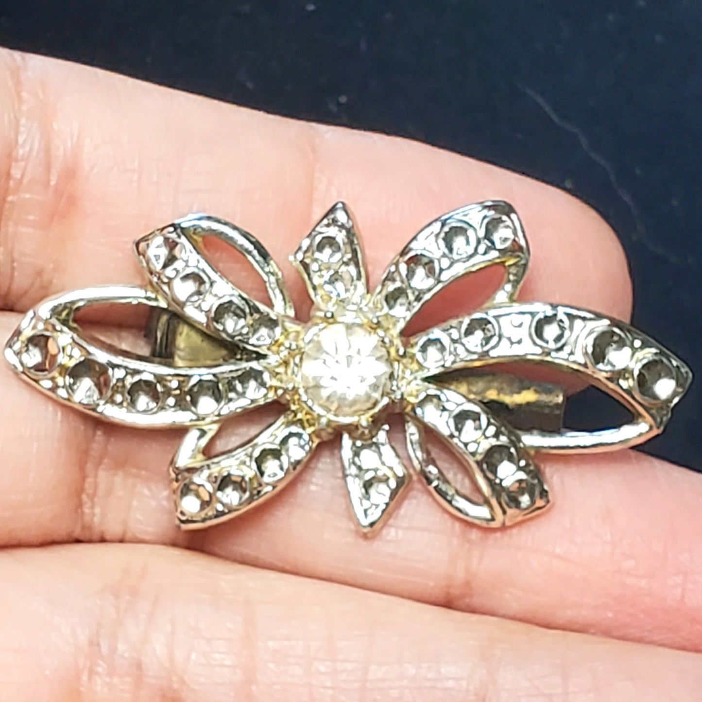 Other Silver Tone Clear Rhinestone Bow Unsigned Vtg Size ONE SIZE - 1 Thumbnail