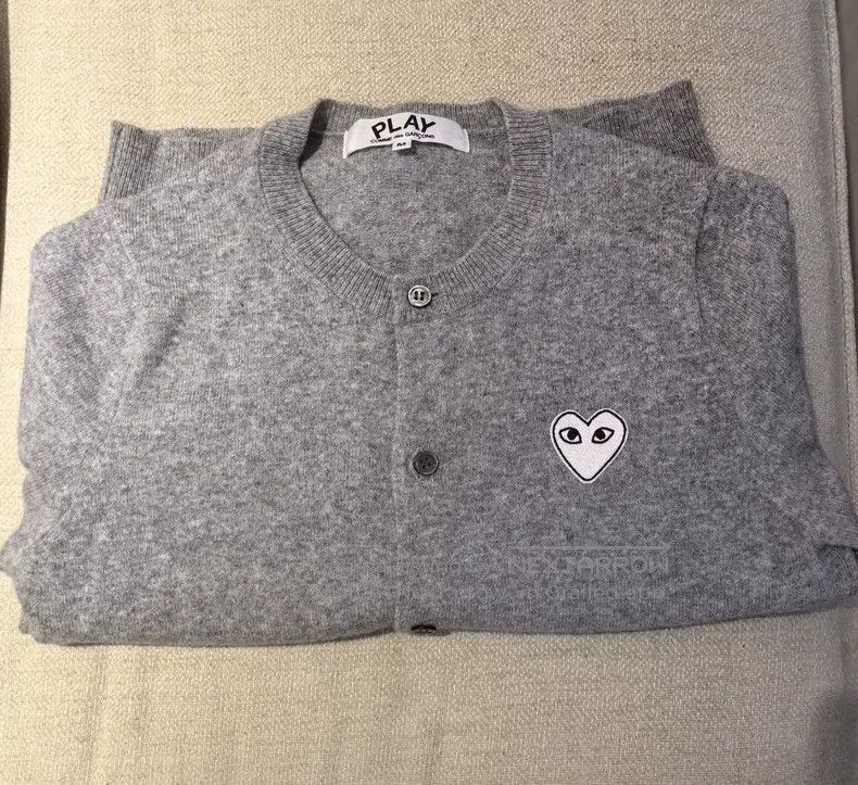 Comme des Garcons Comme des Garcons Light Gray White Heart Wool Cardigan, Si Size M / US 6-8 / IT 42-44 - 1 Thumbnail