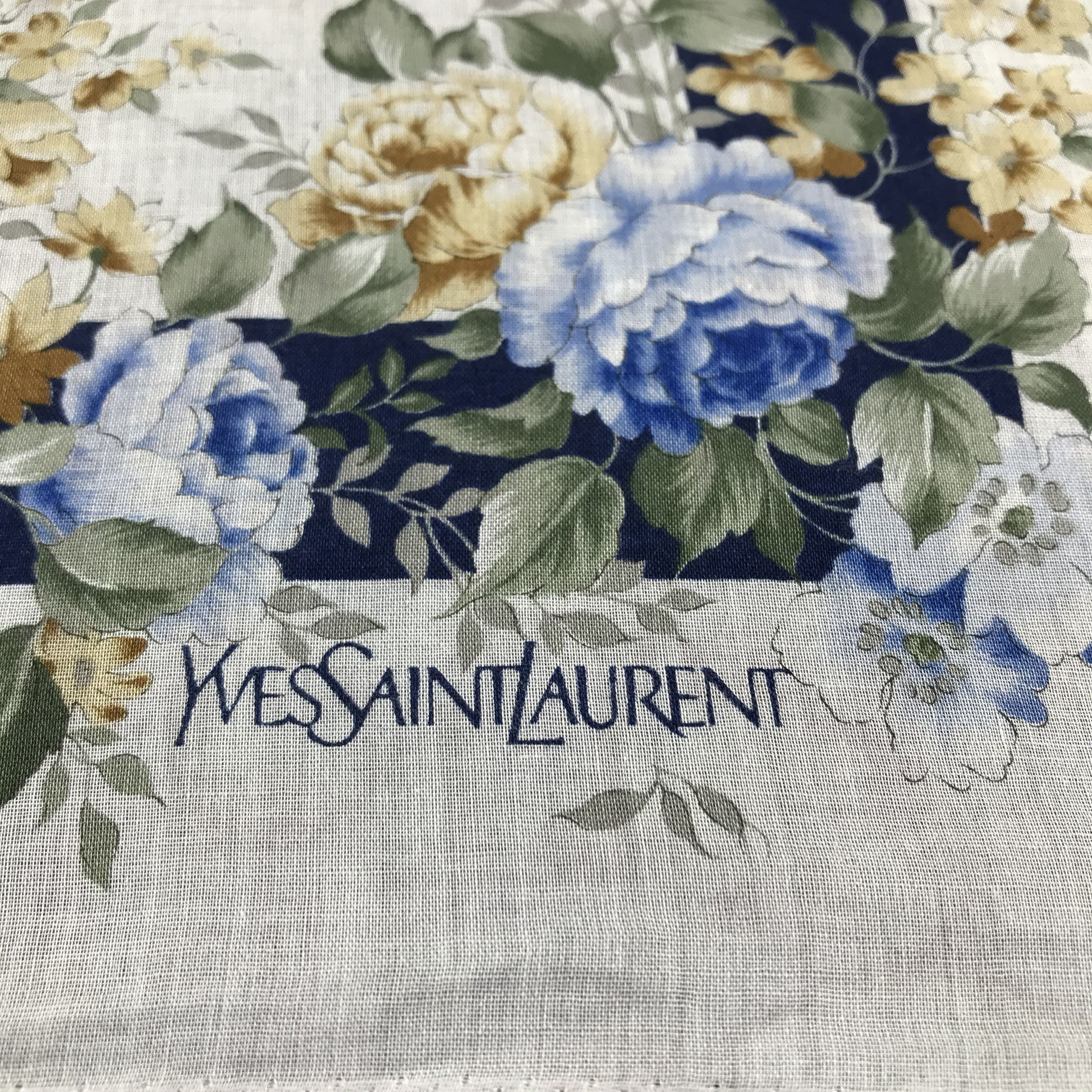Yves Saint Laurent YSL Floral Handkerchief Neckerchief Bandana H407 Size ONE SIZE - 4 Thumbnail