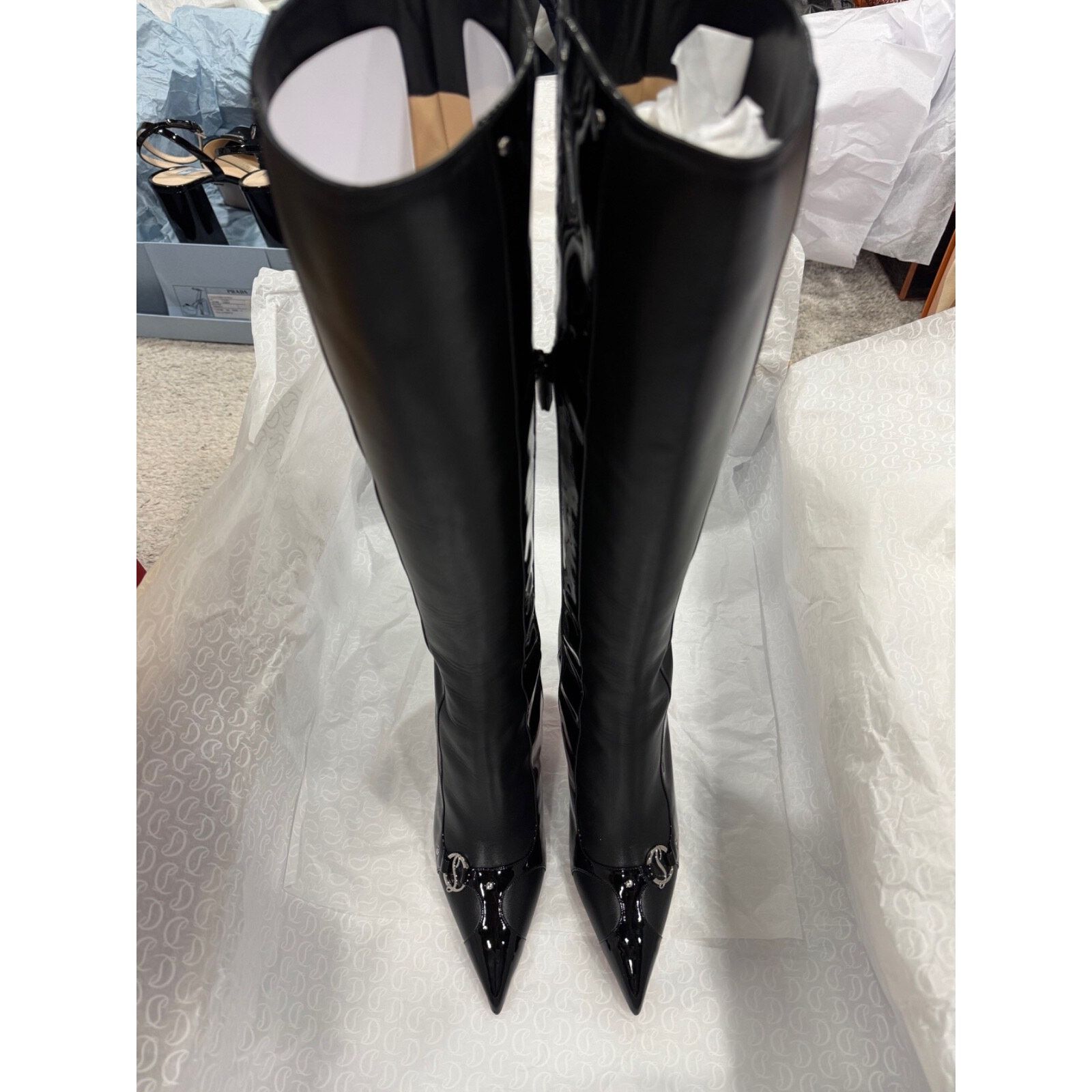 Christian Louboutin Christian Louboutin CL IN 90S Botta 80 Black Logo Leather Size US 8 / IT 38 - 9 Thumbnail