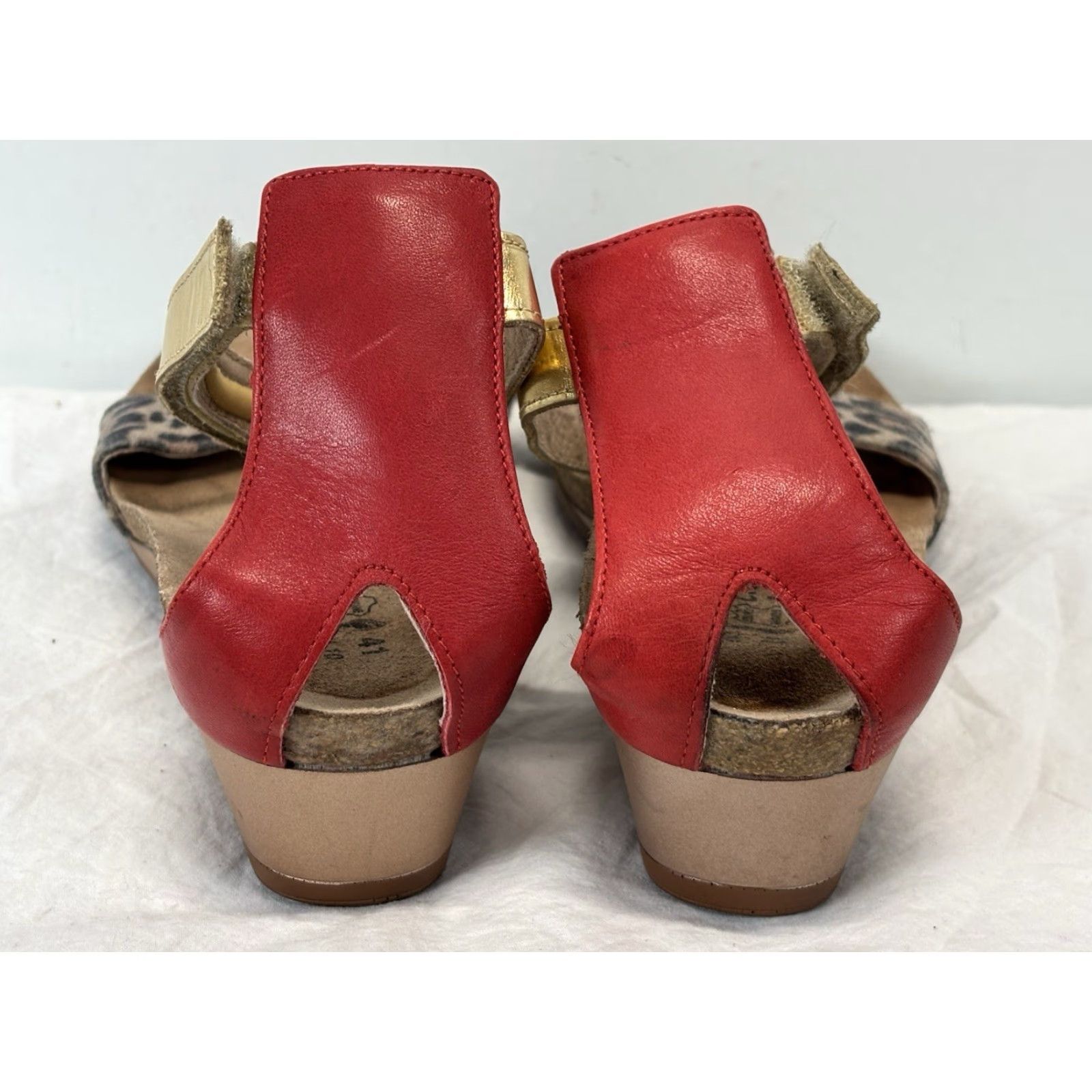 Vintage VINTAGE Naot Pixie Cheetah Print Wedge Sandal Women's 10 US 41 EU Red Ankle Strap Size US 10 / IT 40 - 4 Thumbnail