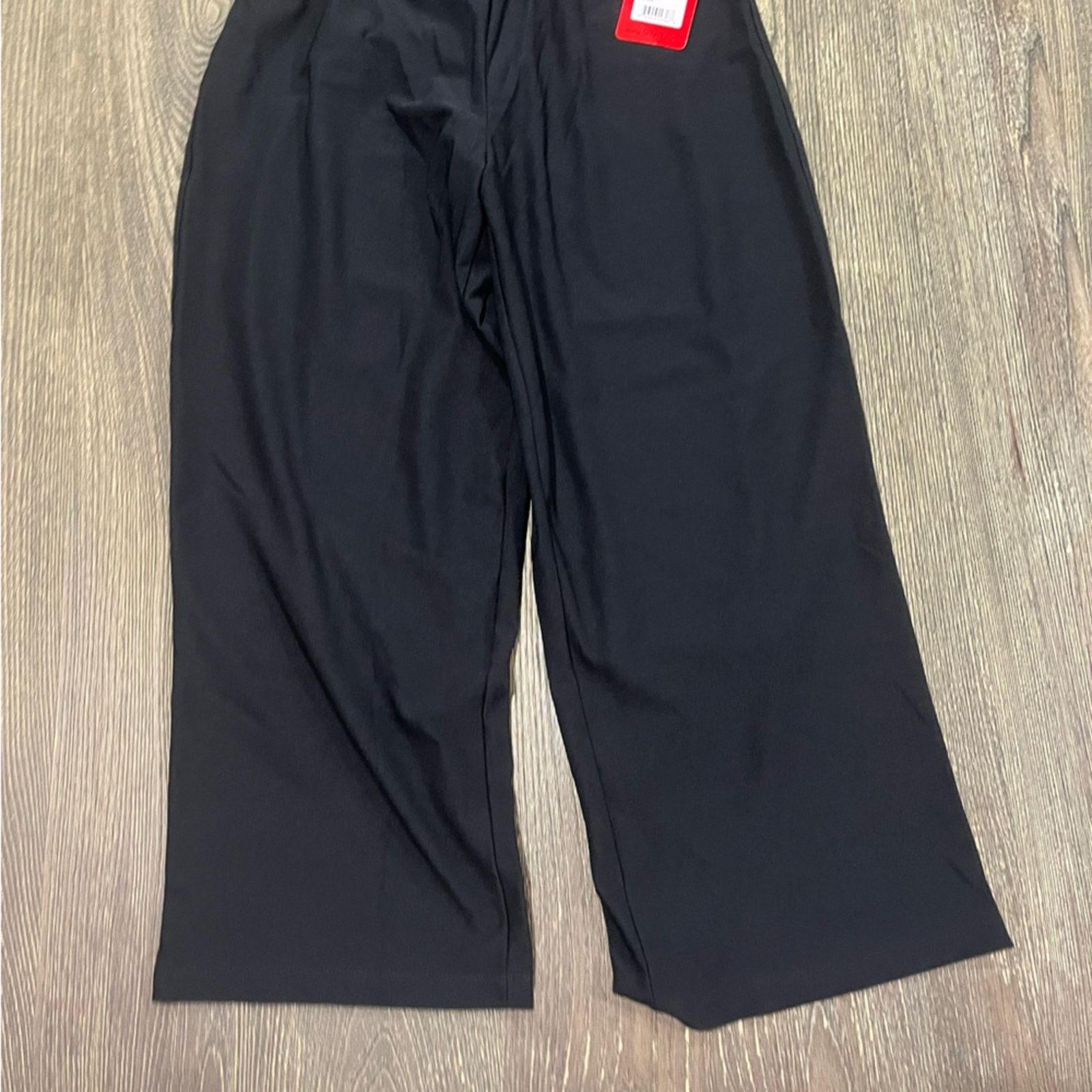 Spanx NWT Spanx Bod-A-Bing! Crop Pants Slimming Liner Black Size M Size 30" / US 8 / IT 44 - 2 Thumbnail