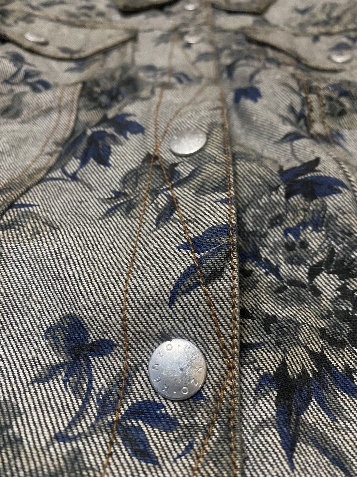 Kenzo Kenzo Vintage 90s Floral Pattern Snap Button Denim Jacket Size S / US 4 / IT 40 - 6 Thumbnail