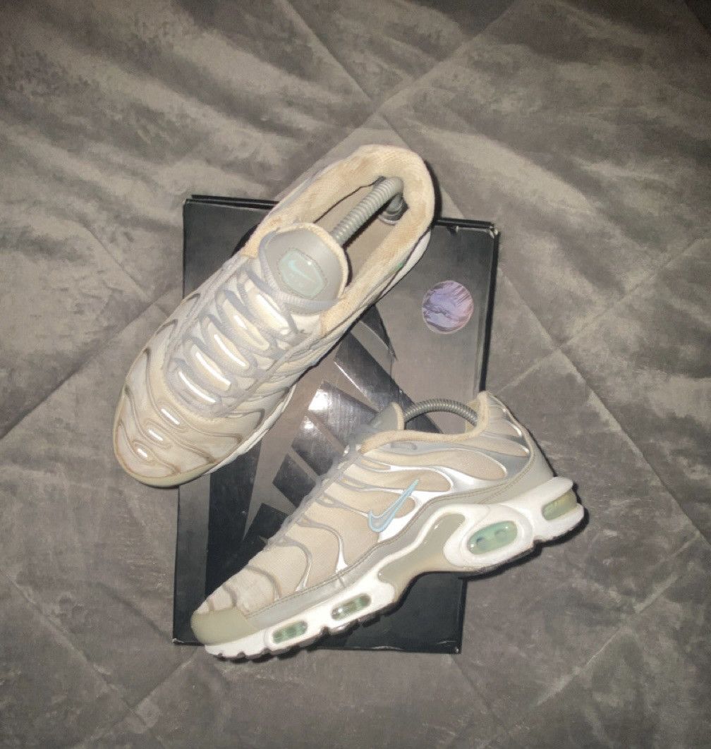 Nike Nike Tn Air Max Plus 2020 Gray Sky Size US 8.5 / EU 41-42 - 2 Thumbnail