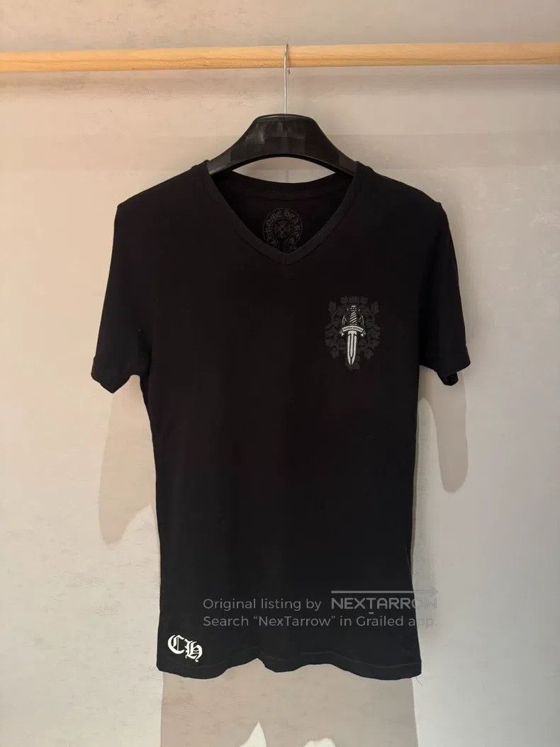 Chrome Hearts CHROME HEARTS Size S Black V-neck silver glitter sword prin Size US S / EU 44-46 / 1 - 1 Thumbnail