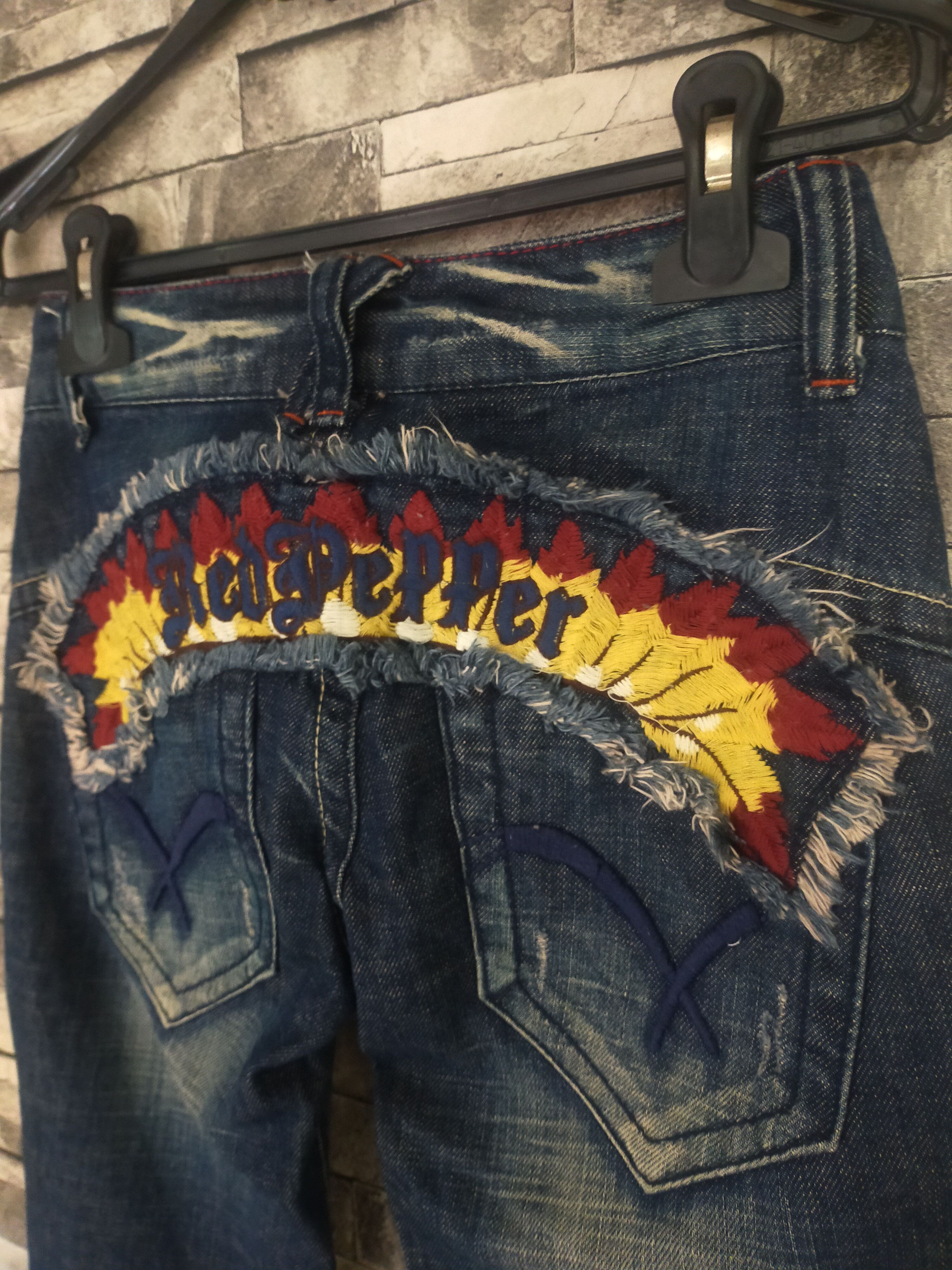 Japanese Brand Vintage red pepper gold label low rise flag flare Y2K jeans Size 24" / US 00 / IT 34 - 4 Thumbnail