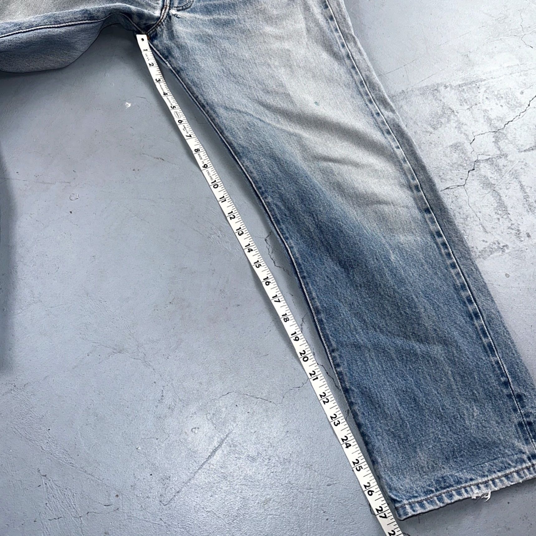 Levi's VINTAGE Levi's 501 Jeans Men 32x27 Light Wash Denim 80s USA Selvedge Straight Classic 70s Rigid Size US 32 / EU 48 - 5 Thumbnail