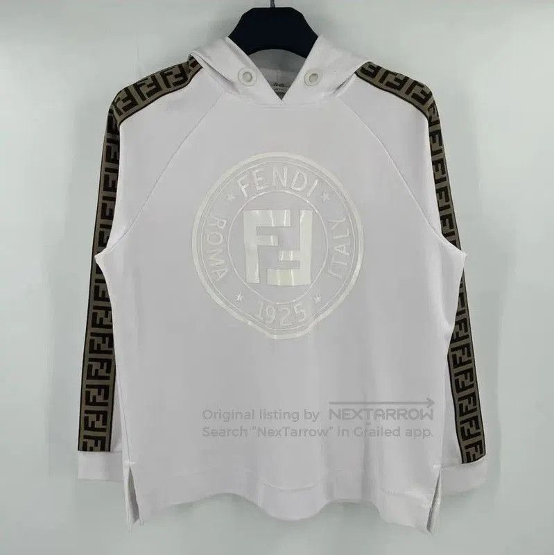 NIKE VINTAGE CENTER LOGO OVERSIZE BOXY SWEATSHIRT