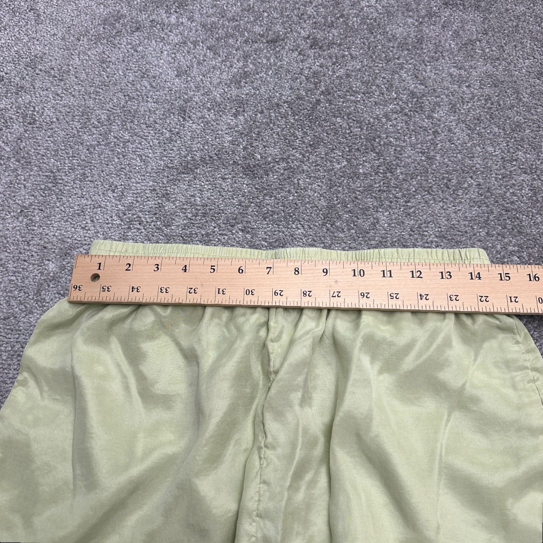 H&M H&M Shorts Womens Medium Green 29x2 Pockets Athletic Casual Active Outdoor Womens Size 32" / US 10 / IT 46 - 6 Thumbnail