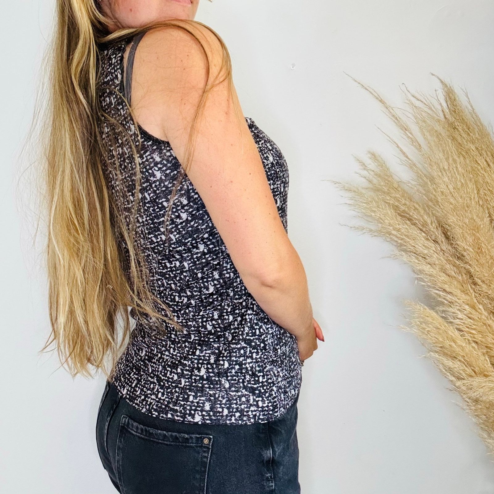 Ann Taylor ANN TAYLOR Black White Sequin Mesh $88 Tank Top Blouse Shirt Size S / US 4 / IT 40 - 4 Thumbnail