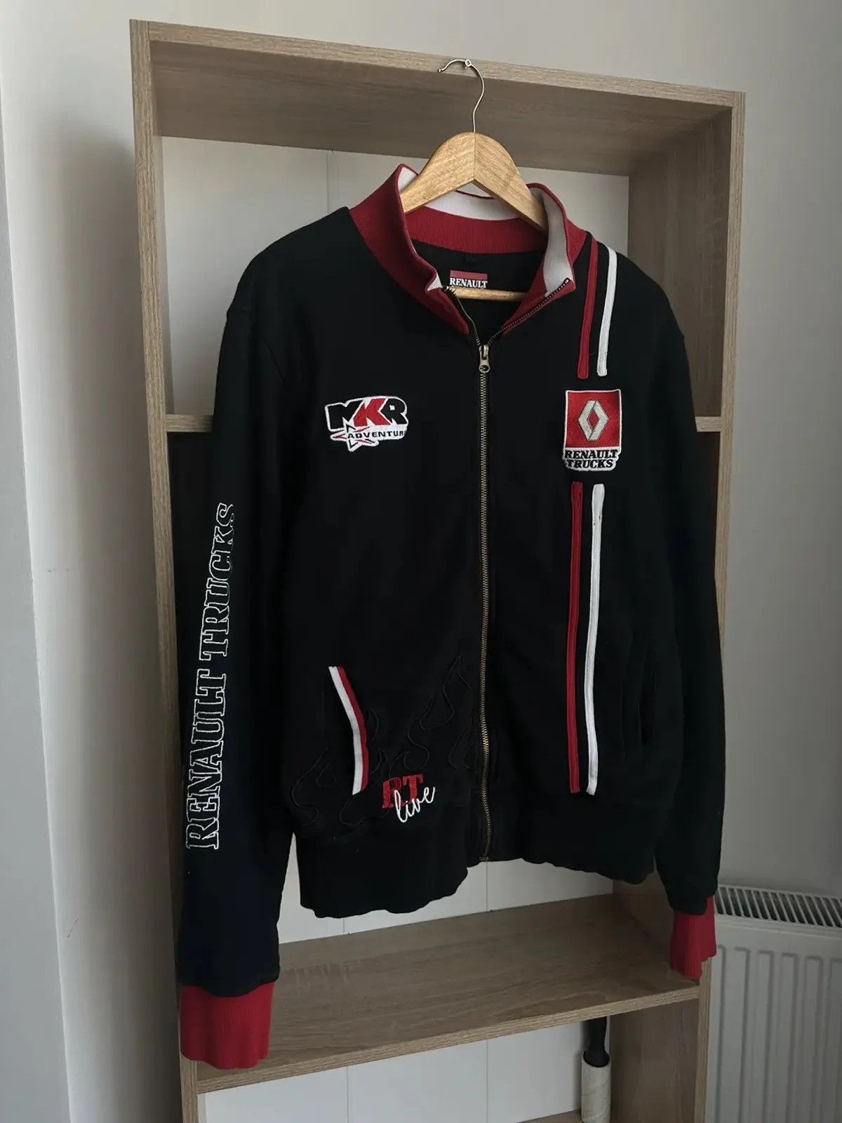 Formula 1 Vintage Renault Trucks Racing Black Zip Hoodie Size US L / EU 52-54 / 3 - 7 Thumbnail