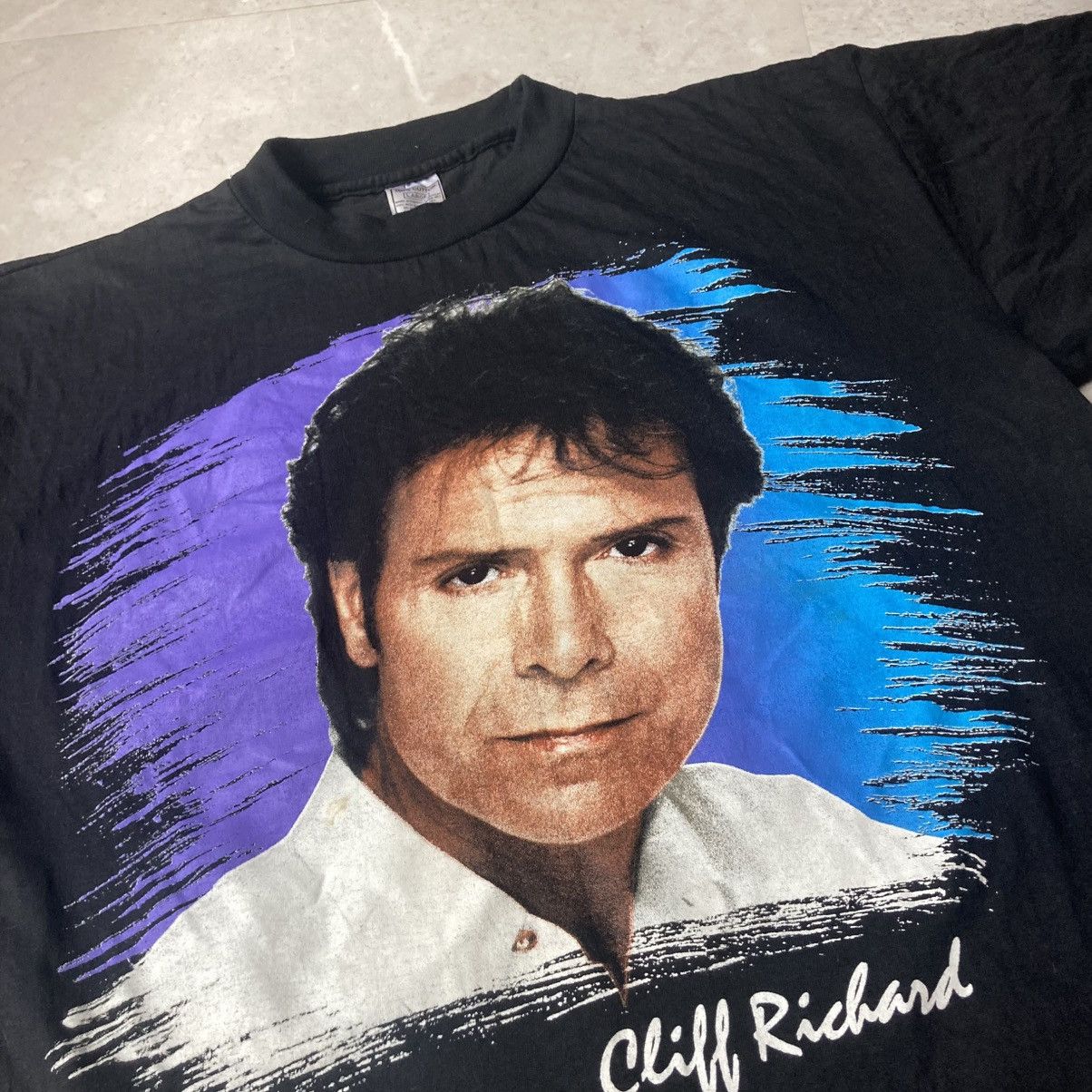 Band Tees vintage 90s cliff richard tour pop classic rock band tee Size US L / EU 52-54 / 3 - 2 Thumbnail