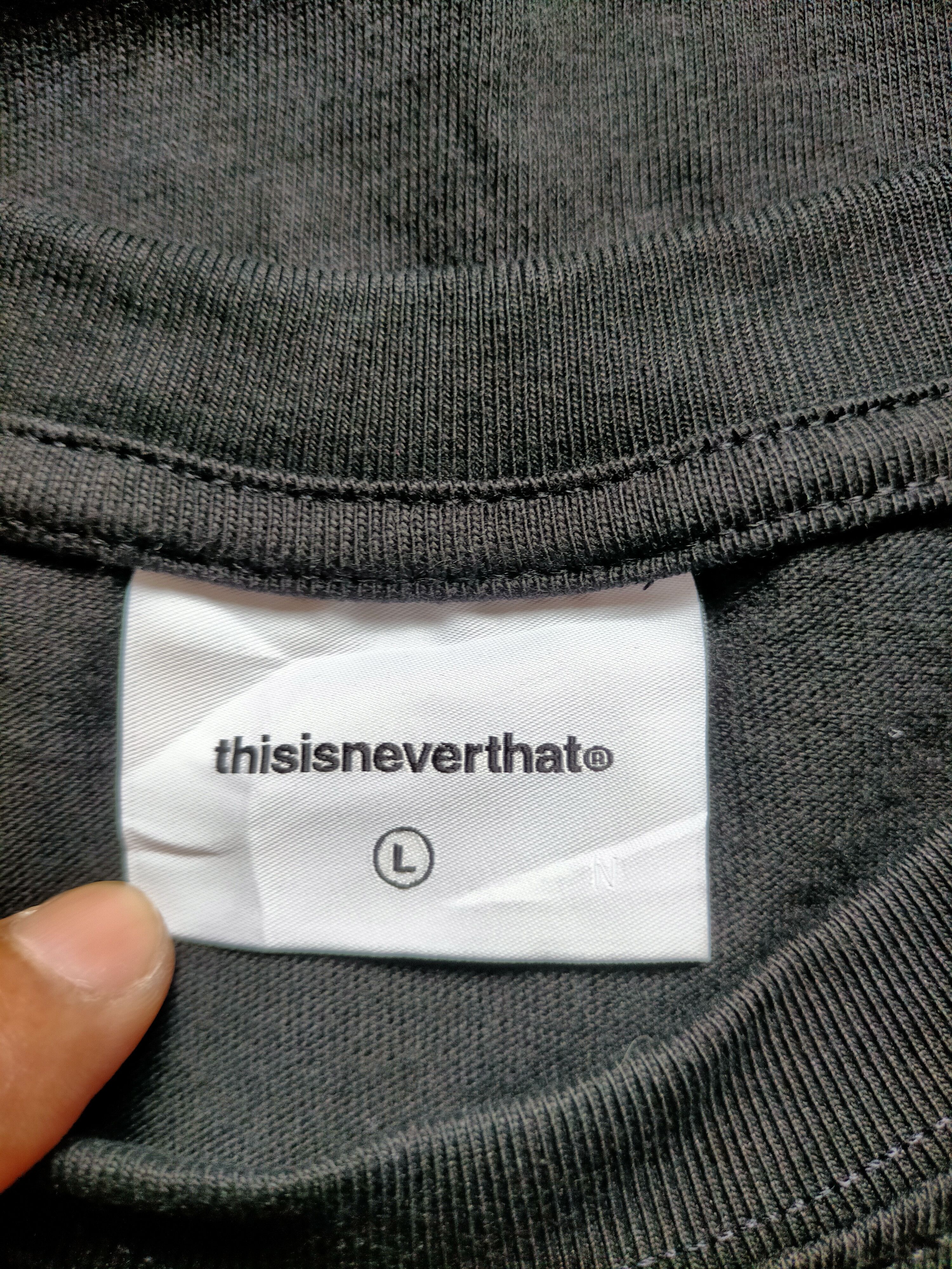 thisisneverthat Thisisneverthat Spell out black tee Size US L / EU 52-54 / 3 - 9 Thumbnail