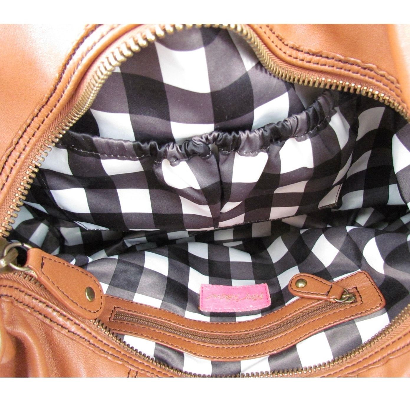 Betsey Johnson Rare Betsey Johnson Brown Leather Rocking Cherry Bag Size ONE SIZE - 7 Thumbnail