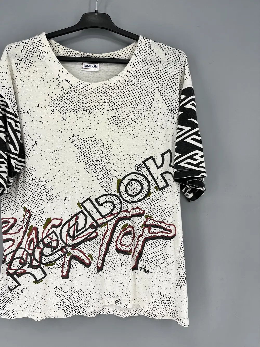 Reebok REEBOK BlackTop Vintage T-Shirt Big Logo Tee Basketball 90s Size US XL / EU 56 / 4 - 5 Thumbnail