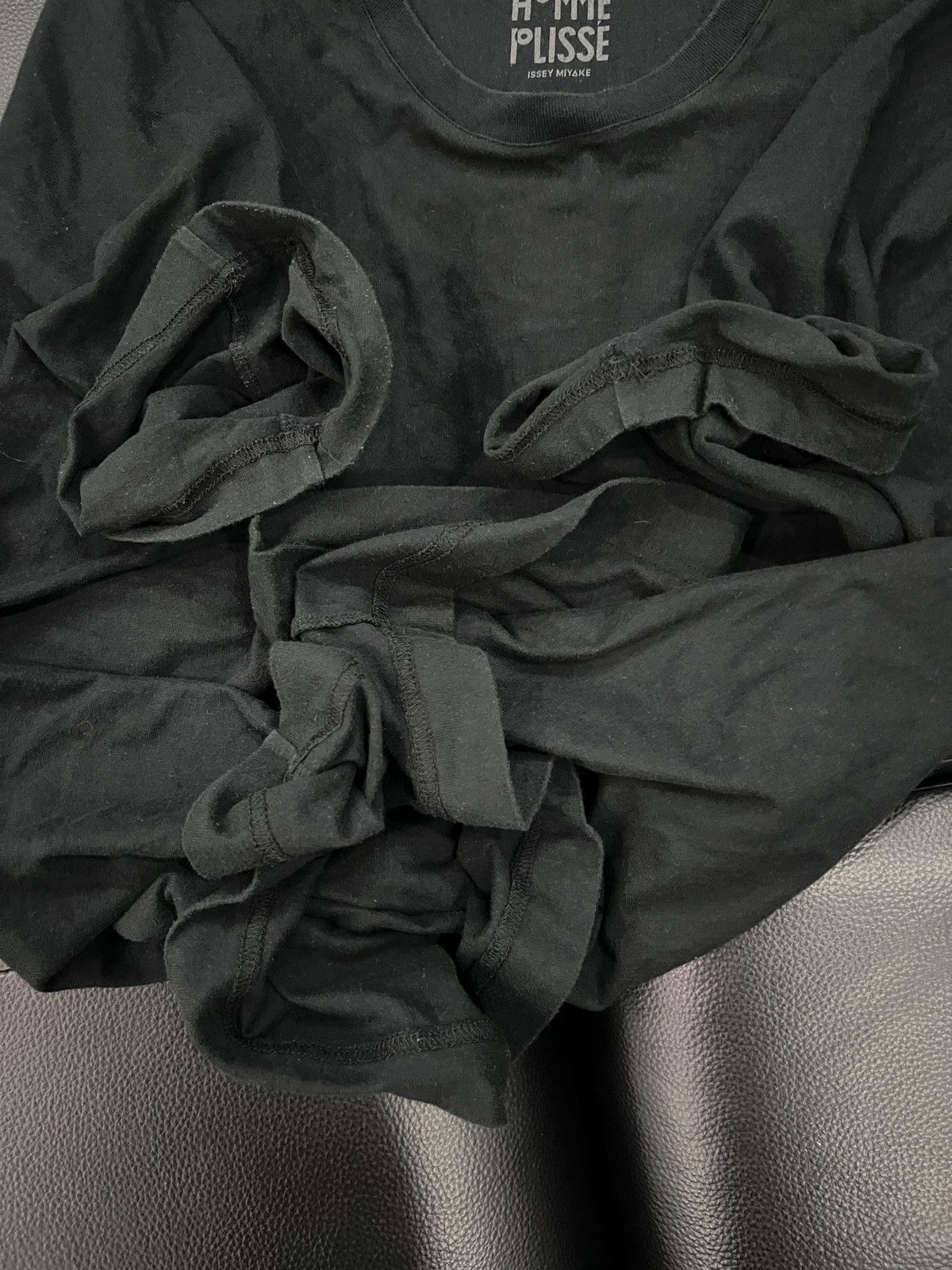 Homme Plisse Issey Miyake Homme Plissé Issey Miyake Pleated Drop Shoulder Cropped Slee Size US L / EU 52-54 / 3 - 8 Thumbnail
