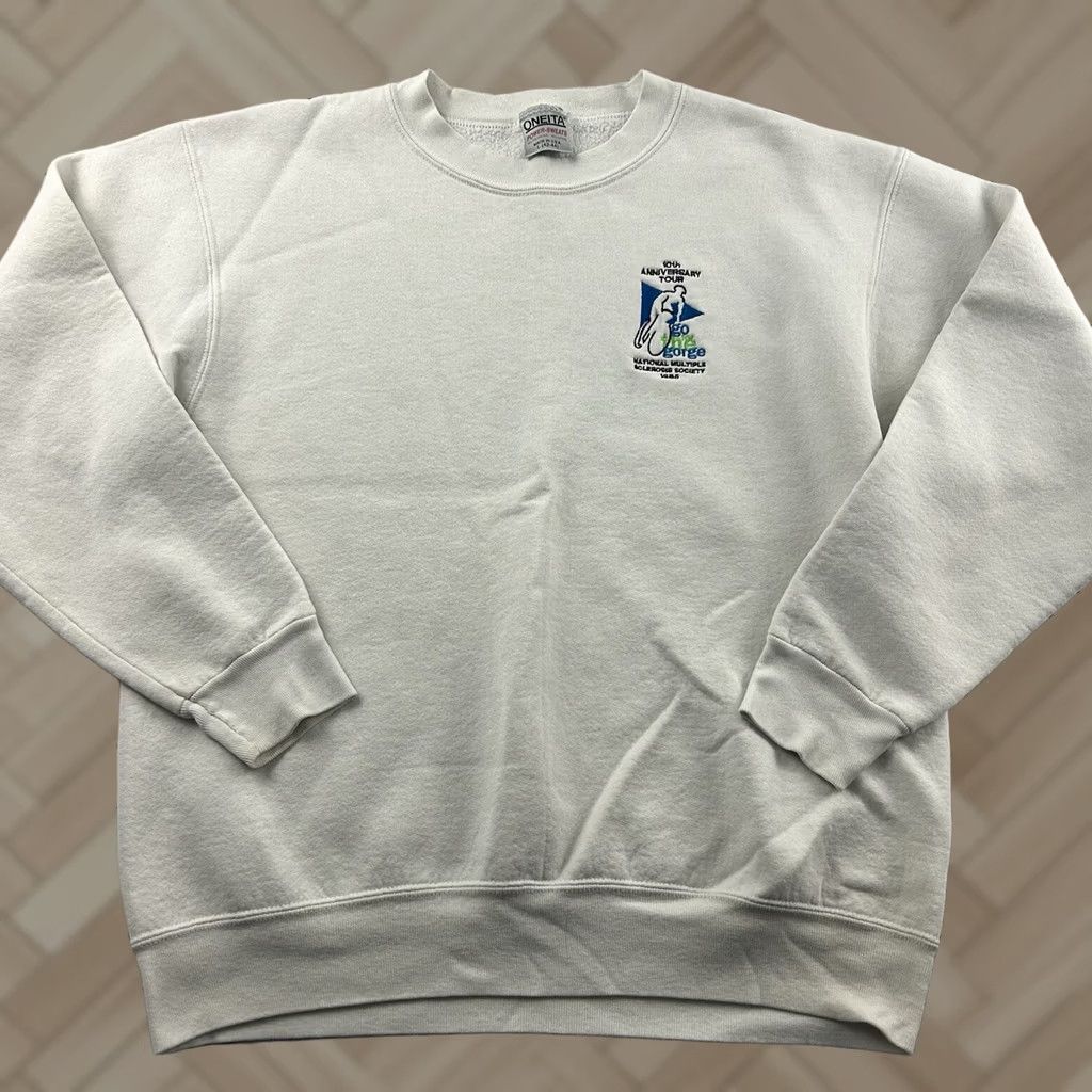 Vintage VINTAGE Oneita Go For The Gorge Crewneck Sweatshirt Mens L White MS 1995 Size US L / EU 52-54 / 3 - 1 Thumbnail