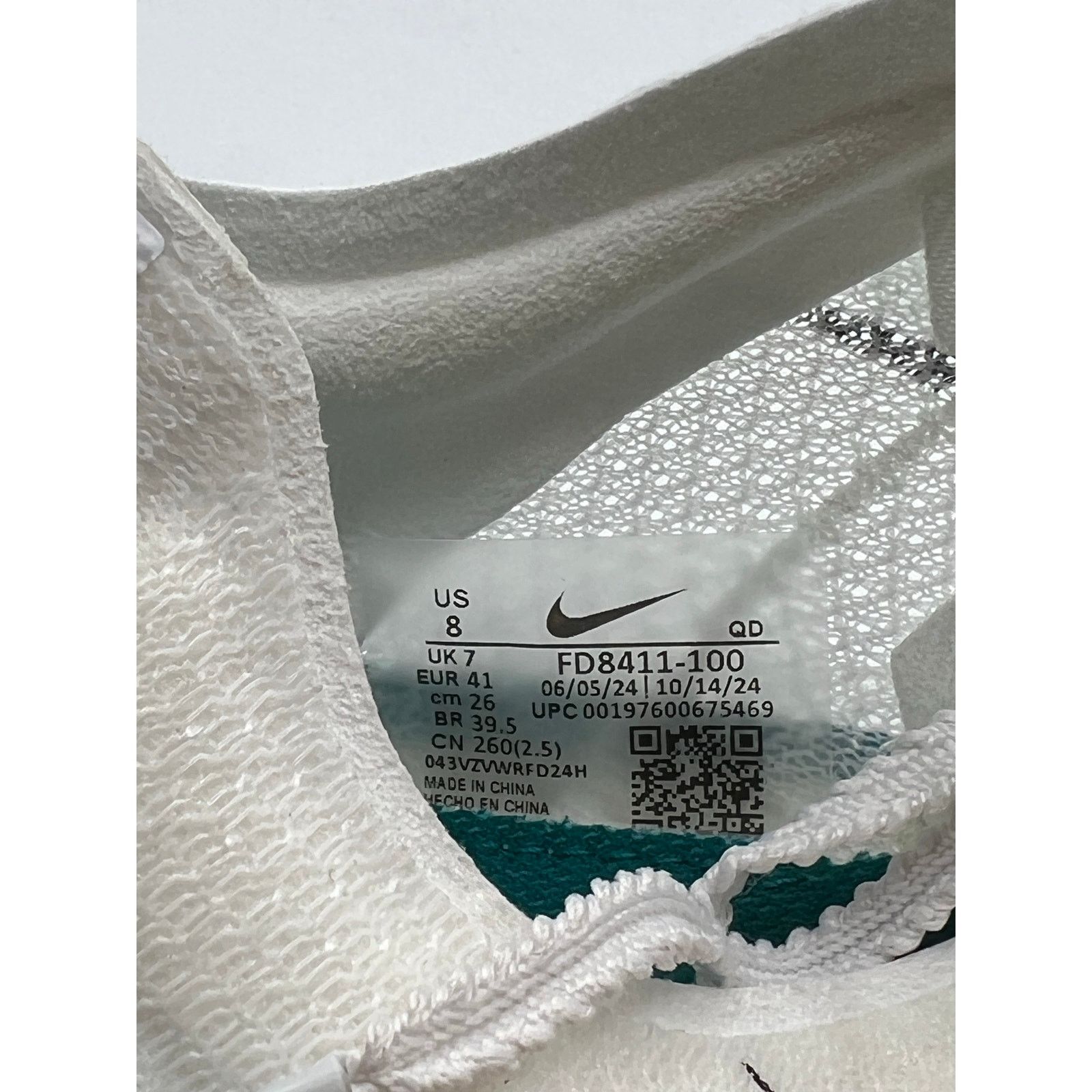 Nike Nike ZoomX Victory 2 “White Electric Algae” size 8 mens Size US 8 / EU 41 - 6 Thumbnail