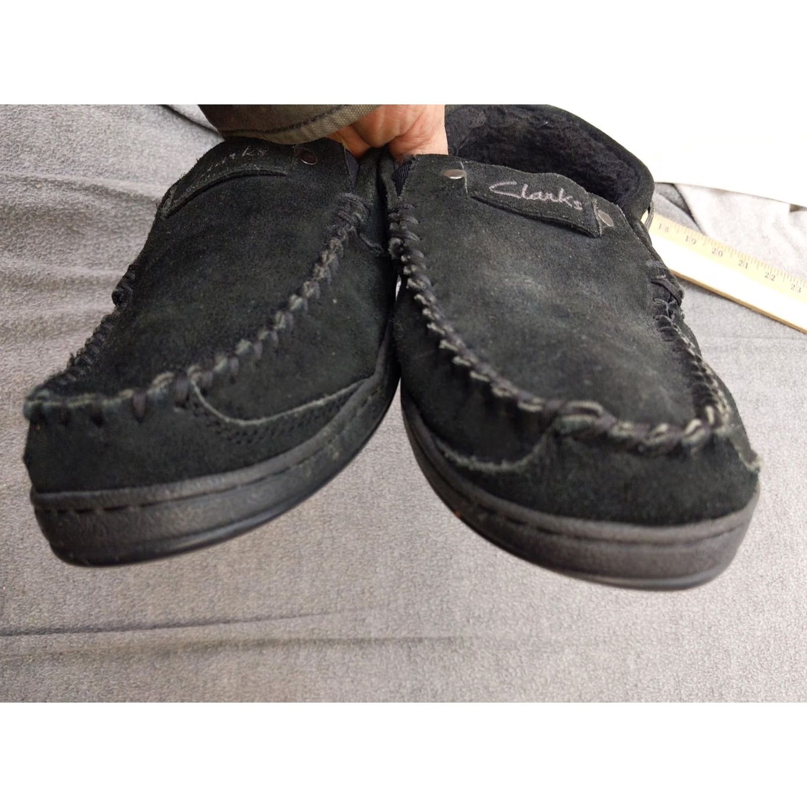 Clarks Clarks Andy Shoes Mens Size 11 Black Suede Moccasin Slippers Fleece Lined Size US L / EU 52-54 / 3 - 4 Thumbnail