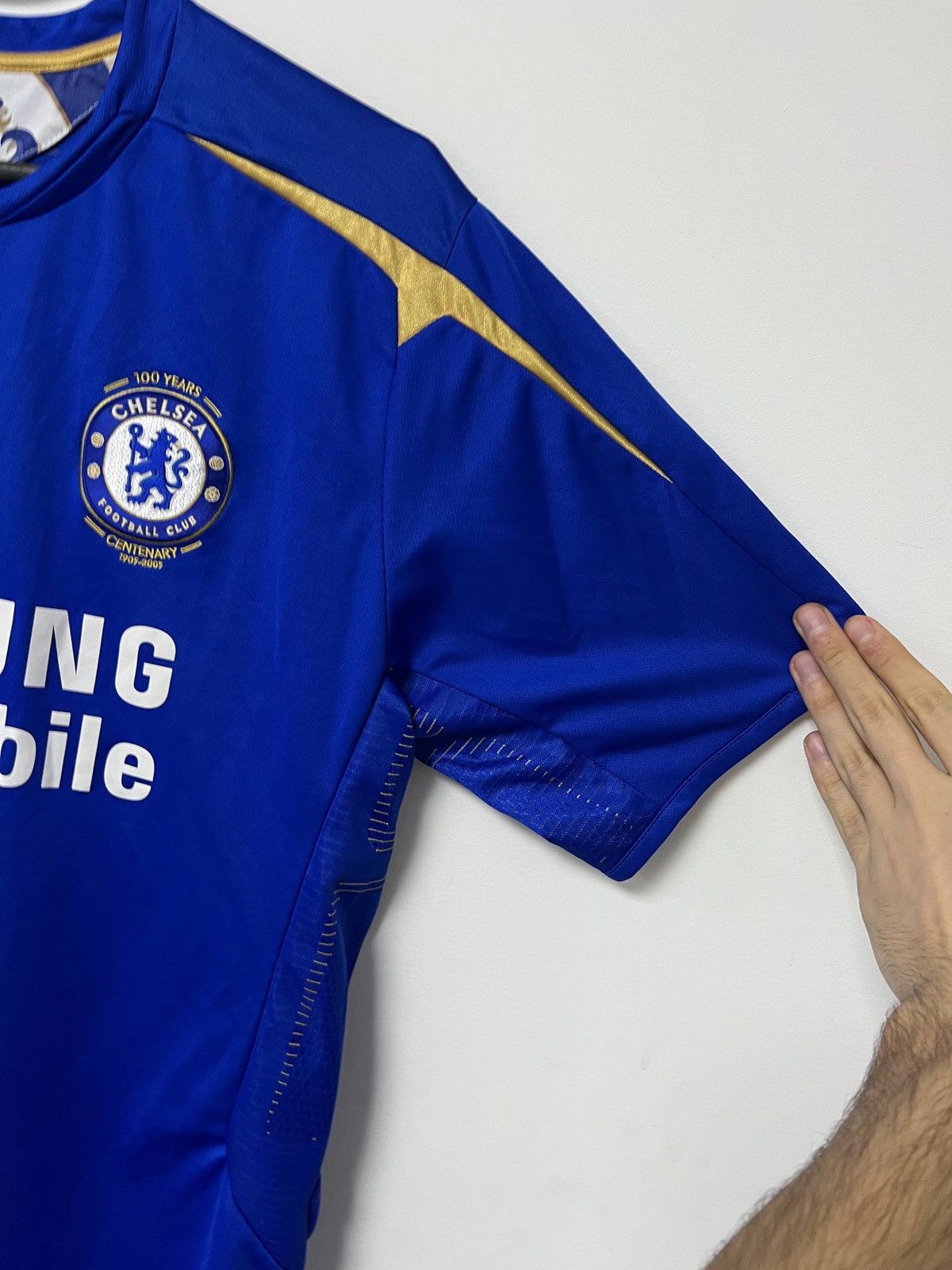 Umbro Chelsea 2005/2006 Home John Terry Jersey Umbro Football XL Size US XL / EU 56 / 4 - 12 Thumbnail