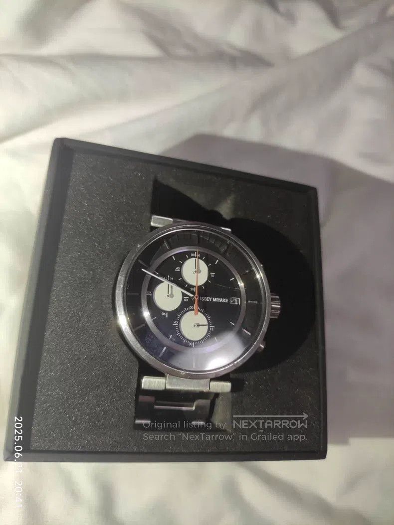 Issey Miyake Issey Miyake Men's Quartz Watch Size ONE SIZE - 2 Thumbnail