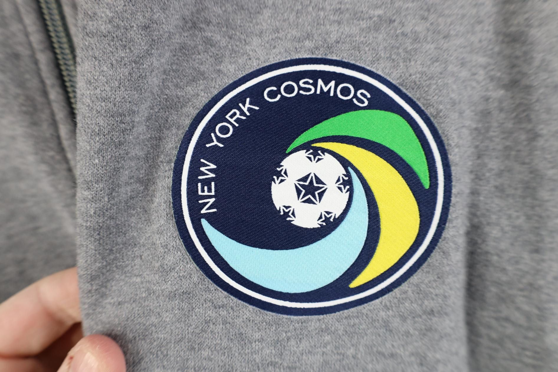 Nike Vintage Nike Mini Swoosh New York Cosmos Soccer Sweatshirt Size US S / EU 44-46 / 1 - 4 Thumbnail