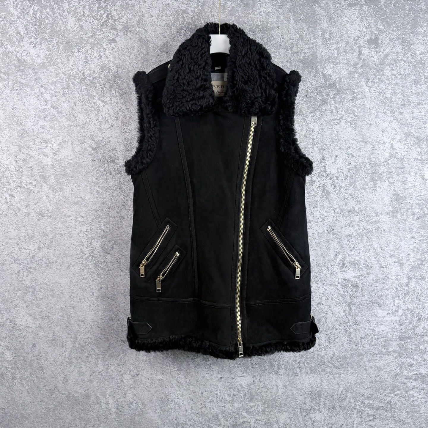 Burberry Burberry Leather Black Vest us_10 Women Size L / US 10 / IT 46 - 1 Thumbnail
