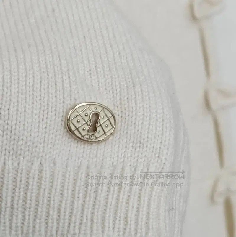 Chanel Chanel White Wool Long Sleeve Sweater . Size M / US 6-8 / IT 42-44 - 9 Thumbnail