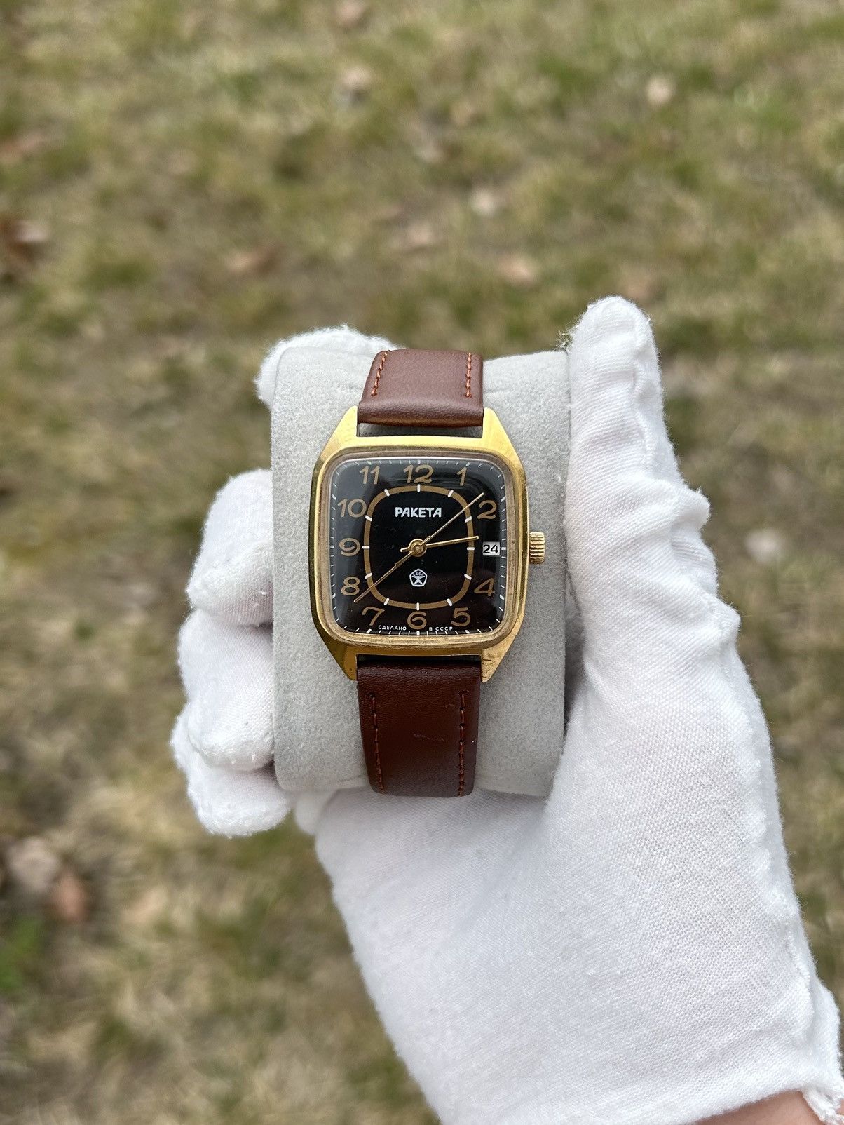 Vintage Vintage Watch Raketa USSR Soviet Mechanical 1980s Size ONE SIZE - 1 Thumbnail