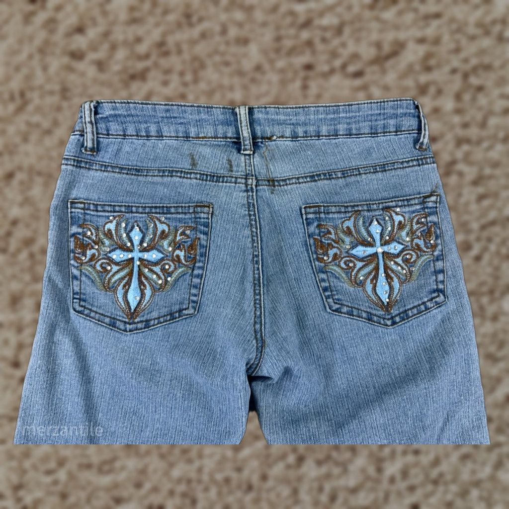 Denime Joyful Jeans Womens 5 Blue Denim Capri Embroidered Embellished Cross Size 27" / US 4 / IT 40 - 1 Thumbnail