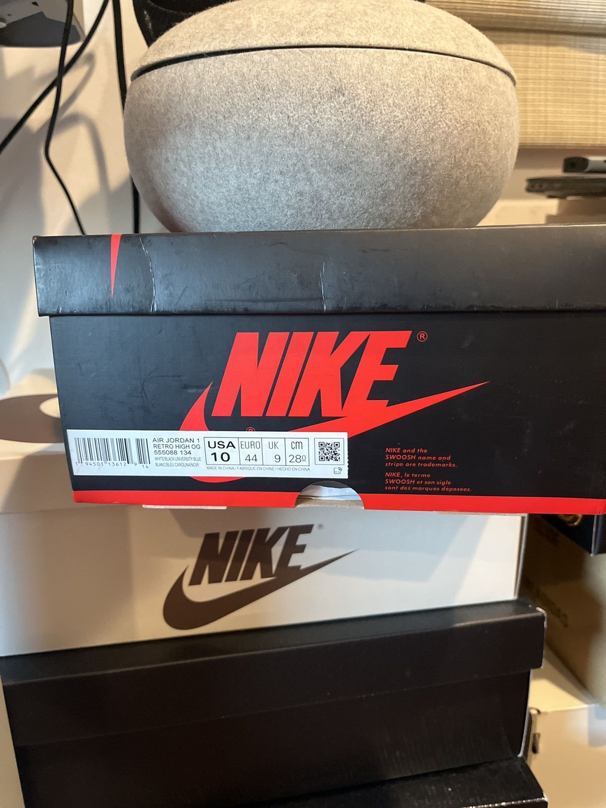 Jordan Brand Nike Air Jordan 1 University Blue “UNC” Size US 10 / EU 43 - 10 Thumbnail