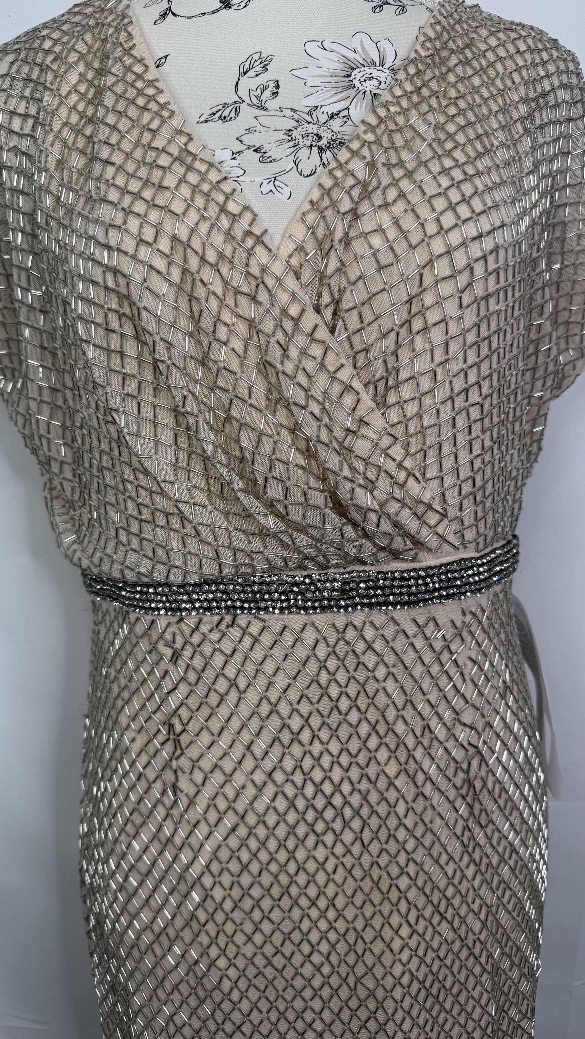 Mac Duggal Mac Duggal Beaded V-Neck Gown Dress flawed NWT Size M / US 6-8 / IT 42-44 - 14 Thumbnail