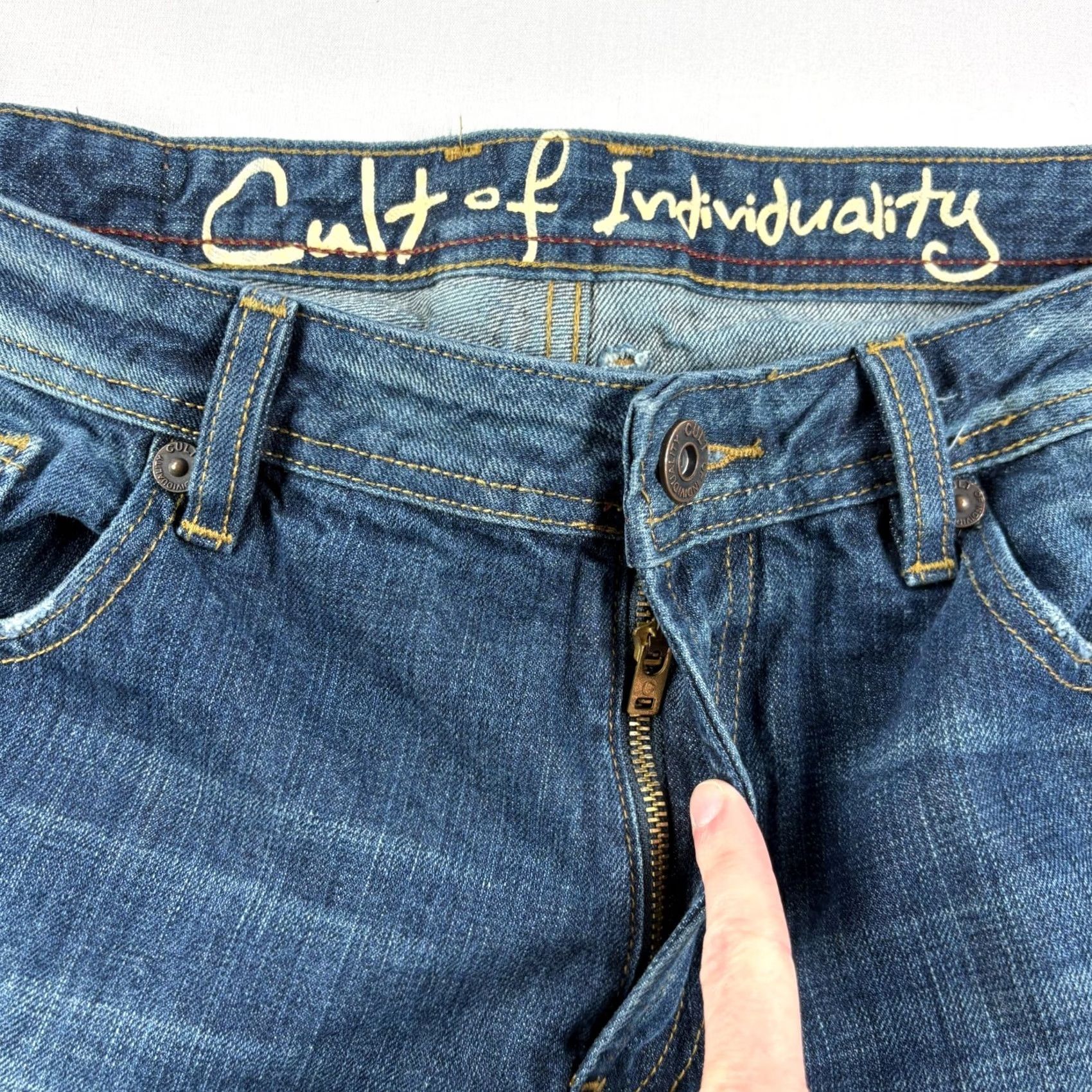 Cult Of Individuality Cult Of Individuality Jeans Mens 38x34 Blue Hagen Relaxed Tapered Distressed Denim Men Jeans Blue 90s Size US 38 / EU 54 - 3 Thumbnail