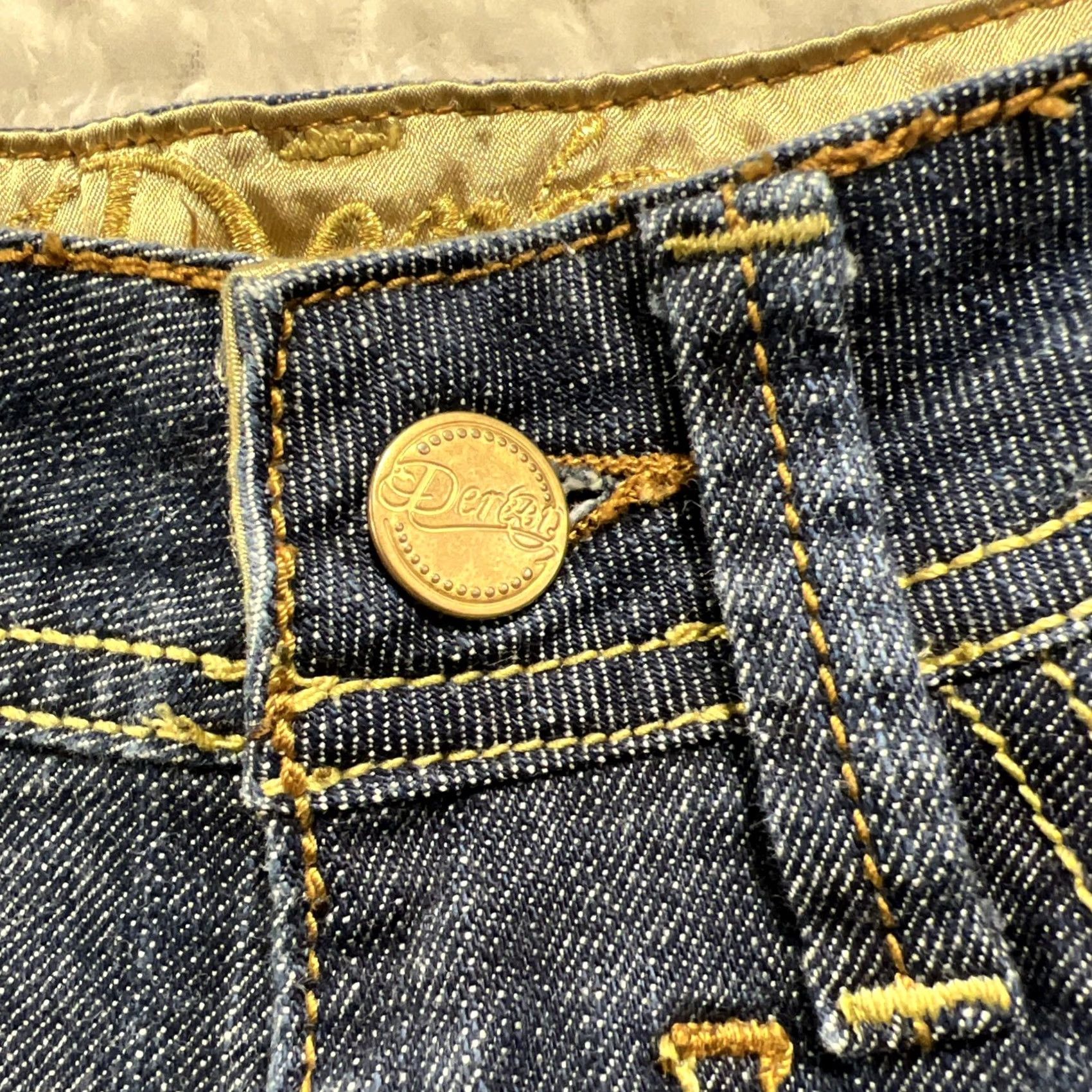 Denime House of Dereon Womens Jeans Capri 5/6 Low Rise Denim Embroidered Stretch Size 27" / US 4 / IT 40 - 4 Thumbnail