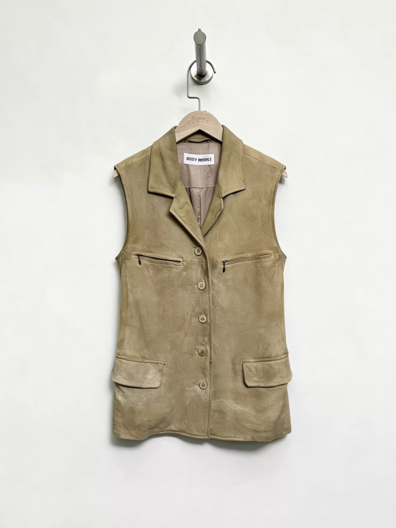 Issey Miyake Issey Miyake 2000s Workwear Goat Leather Suede Vest Tan M Size M / US 6-8 / IT 42-44 - 1 Thumbnail