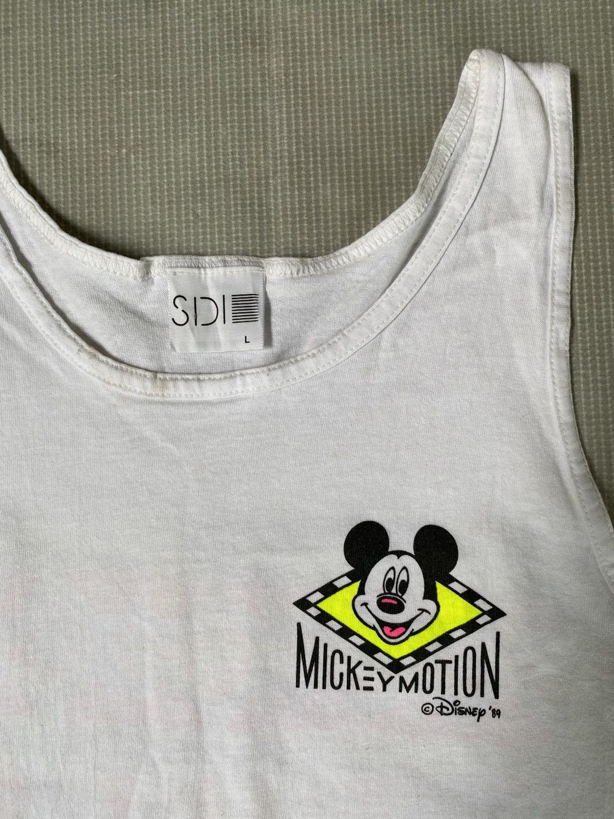 Disney Tank top x Disney x Mickey mouse x vintage Size US L / EU 52-54 / 3 - 5 Thumbnail