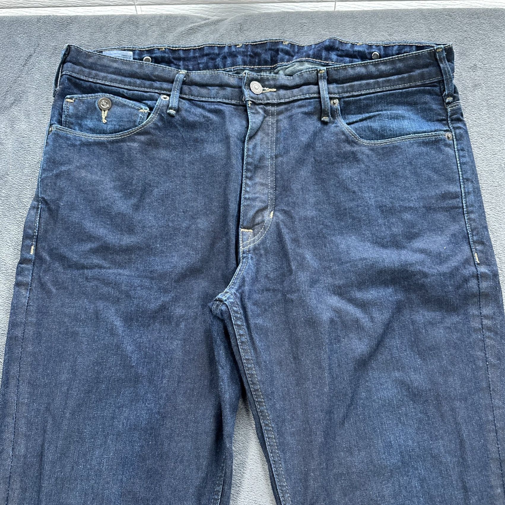 Levi's VINTAGE Levi's Jeans Mens 38x30 Straight Leg Dark Wash Denim Slim Fit 90s Streetwear Size US 38 / EU 54 - 2 Thumbnail