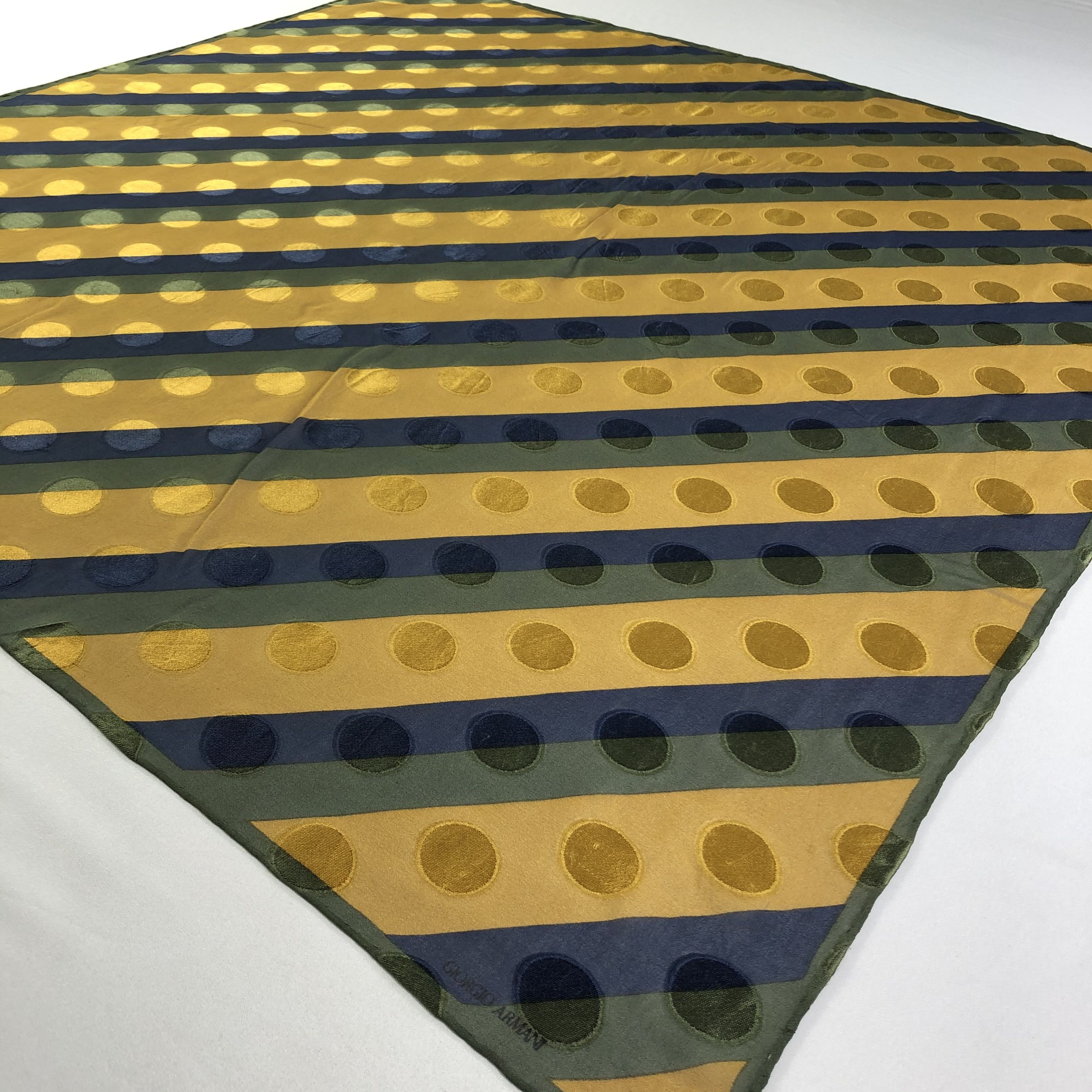 Giorgio Armani × Vintage Vintage Giorgio Armani Silk Scarf Size ONE SIZE - 3 Thumbnail