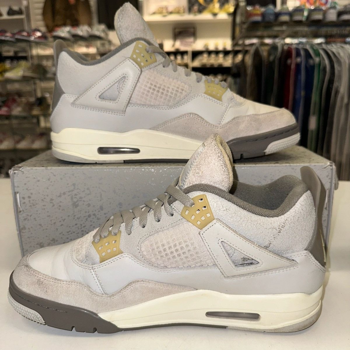 Size 11.5 - Jordan 4 Retro SE Low Craft