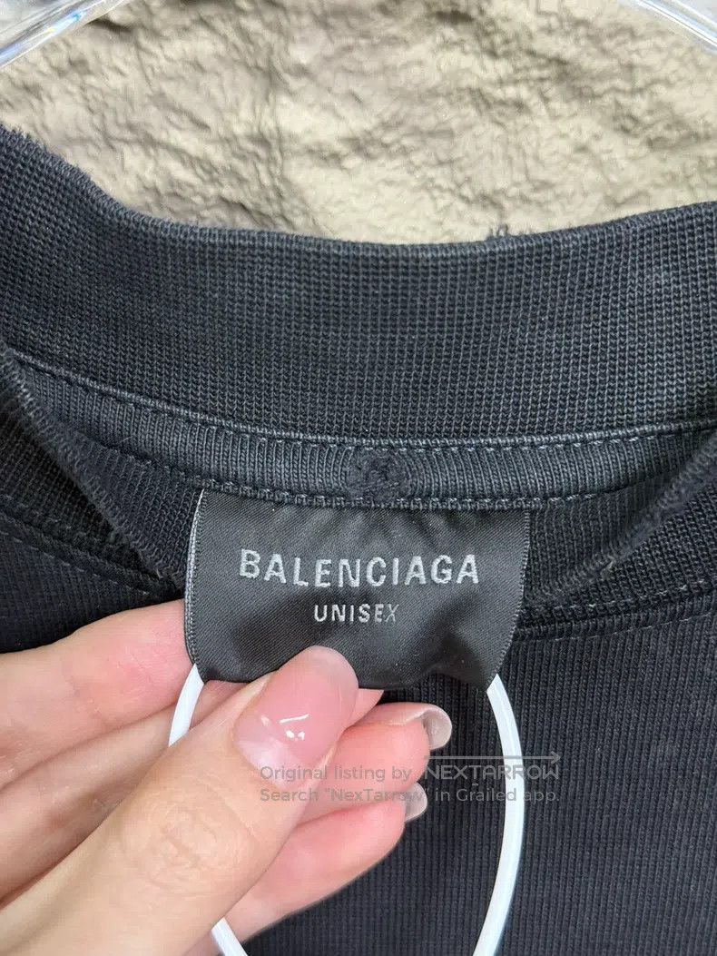 Balenciaga Balenciaga Black Eiffel Tower Night Scene Distressed Short Size US S / EU 44-46 / 1 - 3 Thumbnail