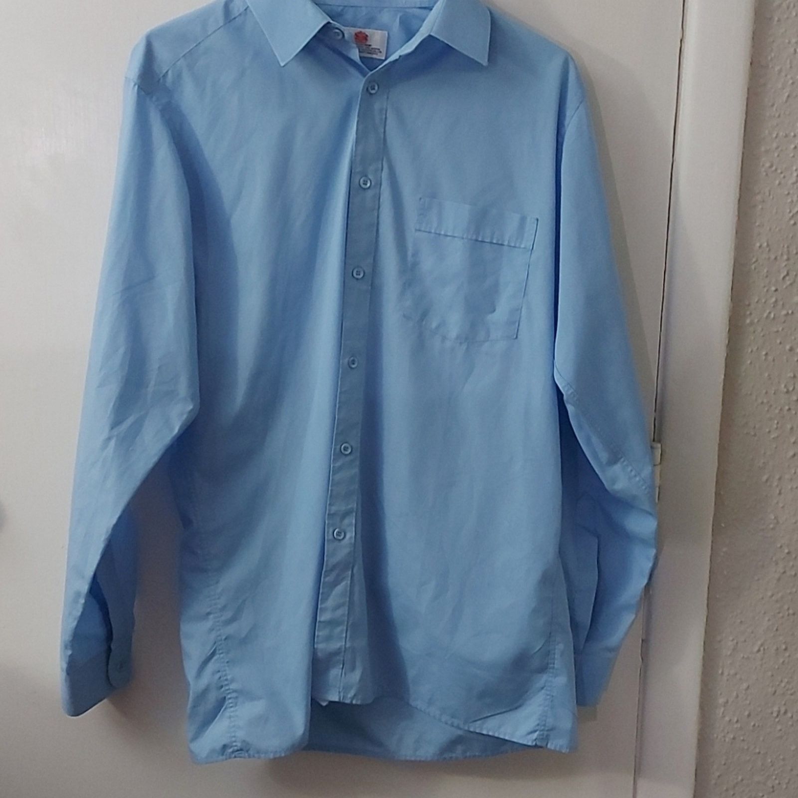 Van Heusen Van Heusen Light Blue Dress Shirt 15 1/2 Business Casual Size US XS / EU 42 / 0 - 1 Thumbnail