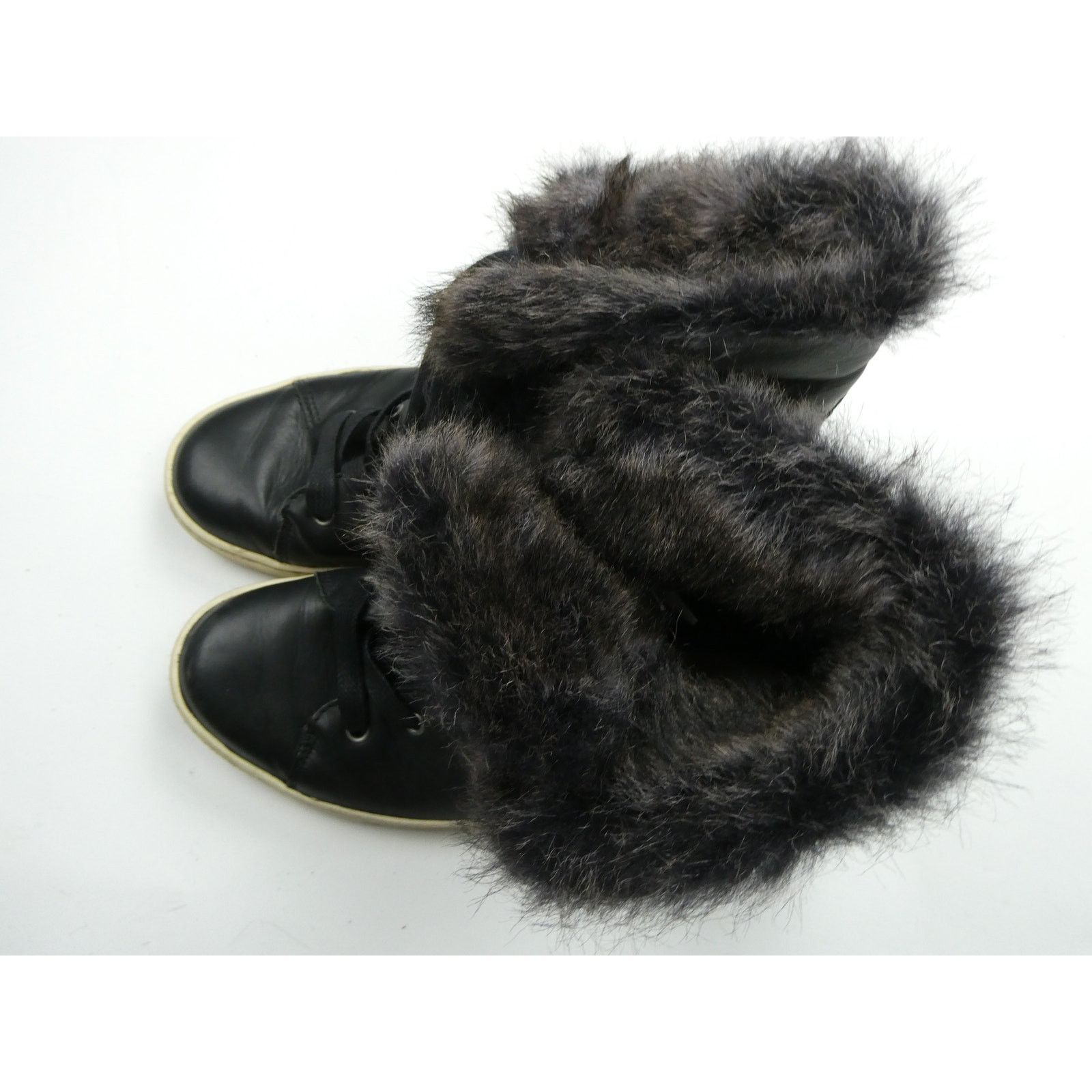 Ugg UGG Women’s Croft Black Lined High Top Sneaker Boots Size 7 Size US 7 / IT 37 - 3 Thumbnail
