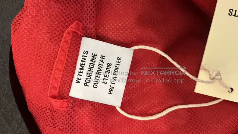 Vetements Vetements Red Hooded Windbreaker Jacket Size US XS / EU 42 / 0 - 3 Thumbnail