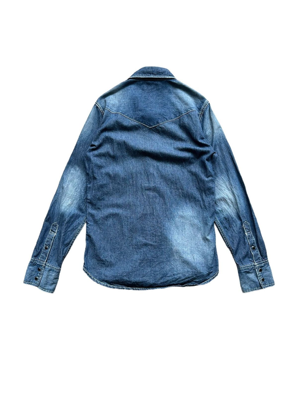 CIVARIZE 🔥Jrock / Vkei🔥2000's Varosh snap button denim shirt Size US M / EU 48-50 / 2 - 3 Thumbnail