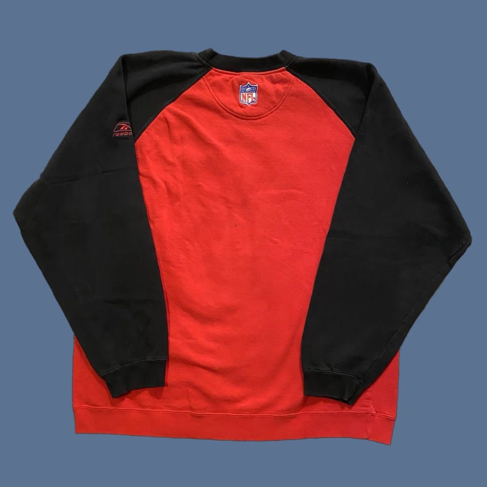 Reebok VINTAGE Reebok Tampa Bay Buccaneers Crewneck Sweatshirt XL Red Embroidered Team Apparel Men’s Pullover Winter Sports Size US XL / EU 56 / 4 - 1 Thumbnail