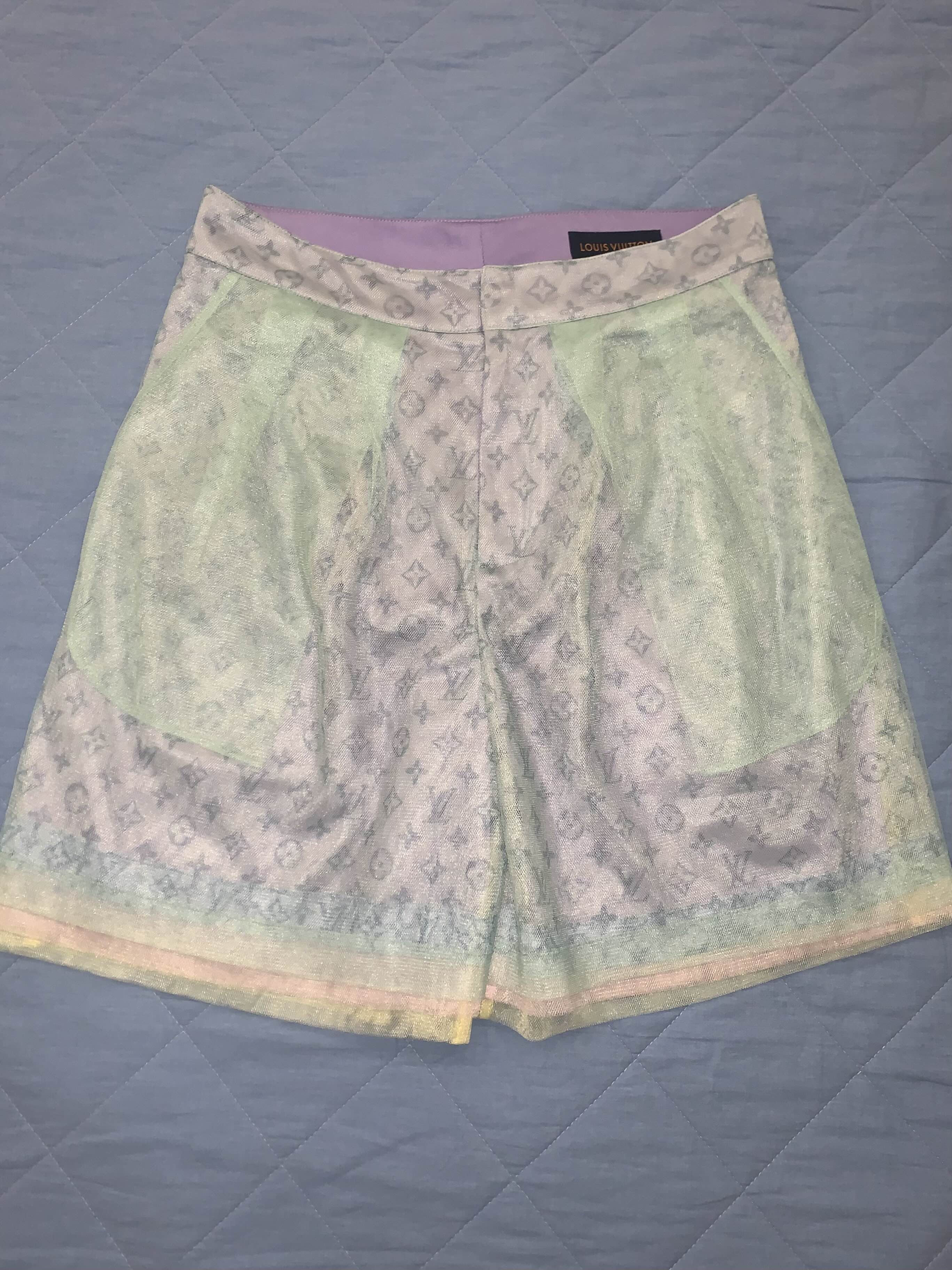Louis Vuitton Louis Vuitton Monogram Mesh Tulle Shorts Size 27" / US 4 / IT 40 - 1 Thumbnail